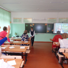 Весёлый урок для учителей провёл ученик 9-го класса Андрей Очередин